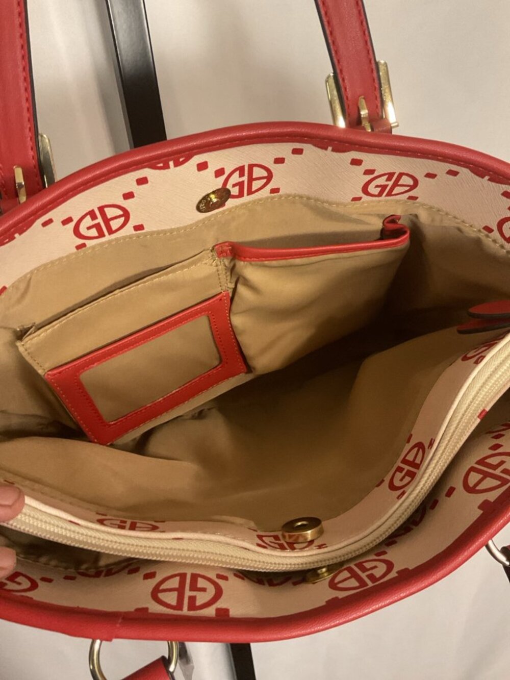 Giani Bernini Red White Monogram Tote Bag Shoulder Purse Zip Pocket Large - Picture 6 of 10
